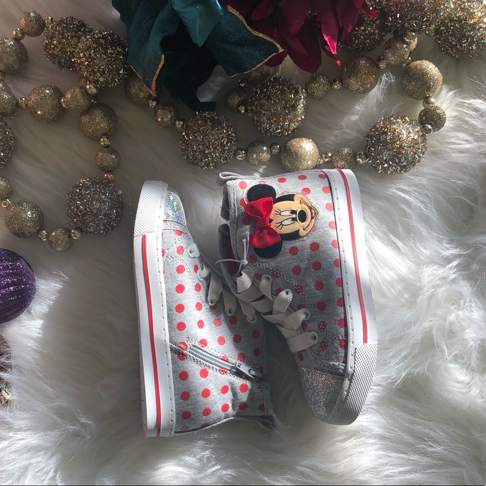 Minnie Mouse Grey Sneakers NWT/slight worn